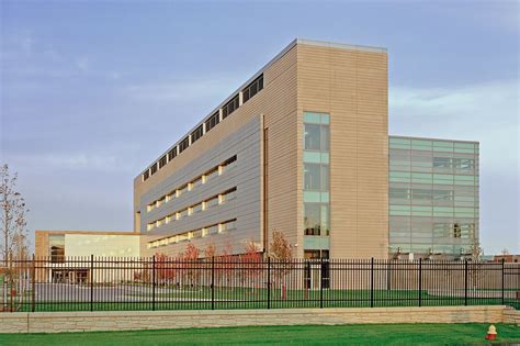 Federal Reserve Bank of Chicago – Detroit Branch | Work travel, Detroit ...