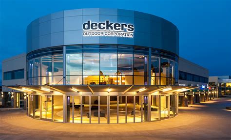 Deckers Outdoor Corporation – World Headquarters | Oltmans Construction