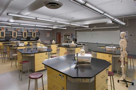 Colton High School – Math & Science Classroom Buildings | Wiseman Rohy