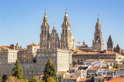 Walking the Camino from Sarria tour - JWT Camino