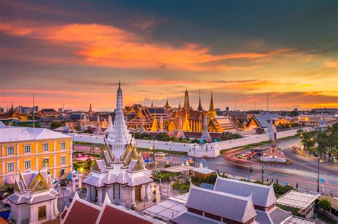 3 Must-See Temples In Bangkok | Travel Associates