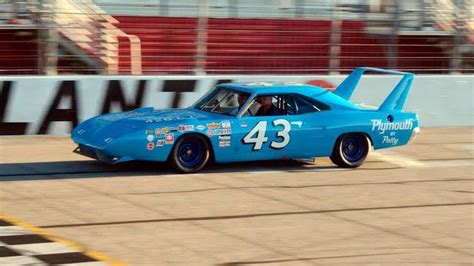 1970 Plymouth Superbird Richard Petty NASCAR : r/racing