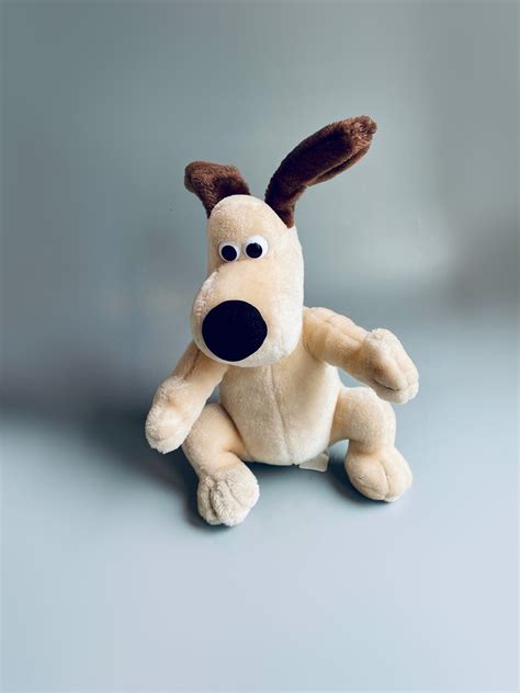 Wallace & Gromit Plush, Gromit Dog Plush Toy Plush Born to Play 1989, Vintage Wallace and Gromit ...