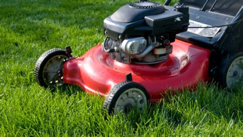 Red-Lawn-Mower-620x350