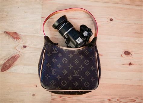 The best, most stylish camera bags for women - Adventurous Miriam