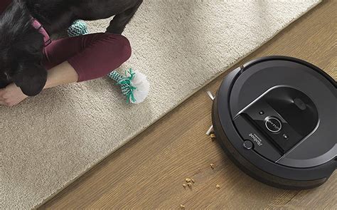 Roborock S7 vs. Roomba i7: Robot Vacuum Comparison