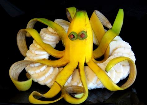 ItalyPaul - Art In Fruit & Vegetable Carving Lessons: How to Make Banana Decoration | Banana Art ...