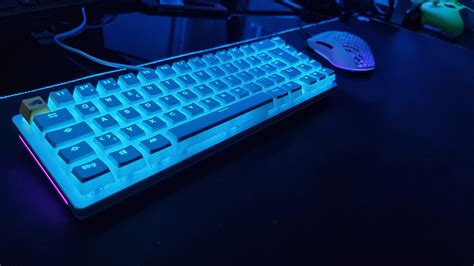 Keyboard Skyloong SK61 with keycaps CSA profile : r/MechanicalKeyboards