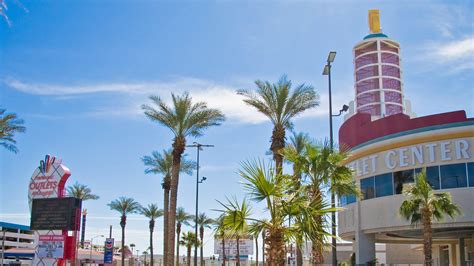 Laughlin Outlet Center | Outlet Malls in Nevada