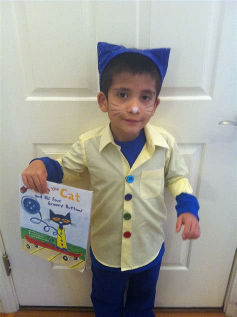 Pete the Cat Halloween costume. | Cat halloween costume, Pete the cat, Halloween costumes