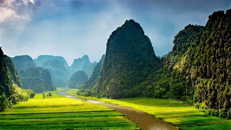 Amazing Ninh Binh tour (Mua cave - Tam Coc - Hoa Lu) - Elephant Travel