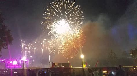 Adelaide New Year Fireworks 2016- Elder Park - YouTube