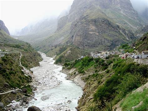 Mana Village, Badrinath - Timings, History, Darshan, Pooja Timings