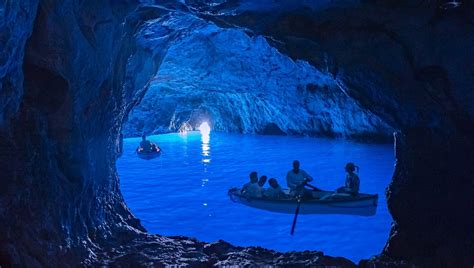 Capri Island and Blue Grotto Shared Tour from Sorrento - Positano Capri