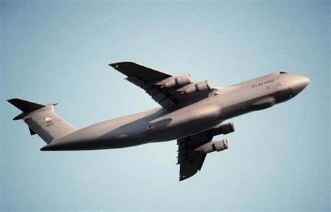 C-5 Galaxy Heavy-Cargo Aircraft |US Military Aircraft Picture