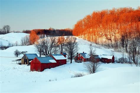 A Snowy Scene in New England Editorial Stock Photo - Image of east, exterior: 142896738