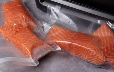 How To Defrost Salmon Without Ruining Its Taste? | Eat Delights