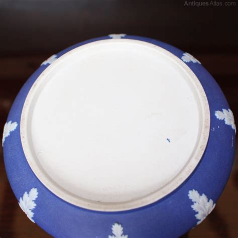 Dating Wedgwood Jasperware Marks – Telegraph