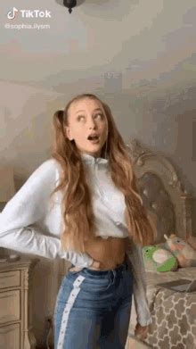 Dance Tik Tok GIF - Dance TikTok Sophia - Discover & Share GIFs