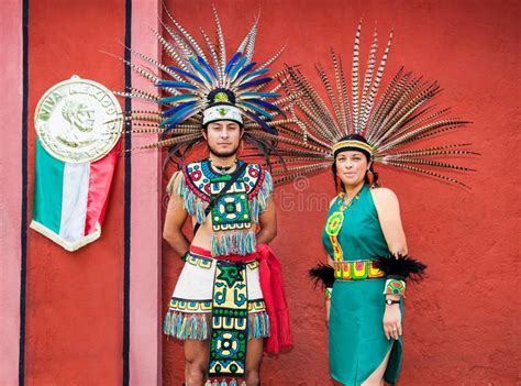 People from Maya Tribe in Traditional Costume in Teotihuacan, Me Editorial Image - Image of ...