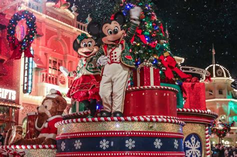 Why Mickey's Very Merry Christmas Party is Totally Worth It