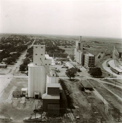 Remarkably Retro, Alva, Oklahoma. Picture taken from atop the WB...