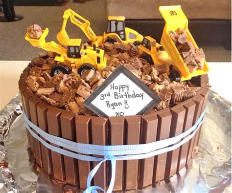 Cakespiration: 12 construction cakes they'll really dig | Mum's Grapevine