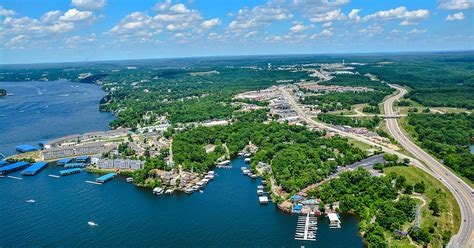 Lake of the Ozarks, MO - P1 Offshore Racing