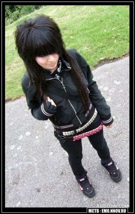 Emo Fashion Style: Emo Fashion Style