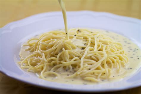 White Italian Spaghetti Sauce Recipe