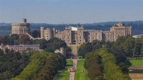 Windsor Castle: Inside the Queen's Weekend Home - Two Traveling Texans