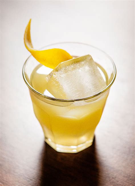 Yellow Parrot Cocktail Recipe | PUNCH