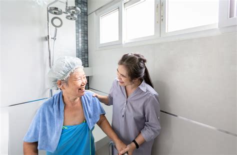 What Services Are Provided In Assisted Living Communities?