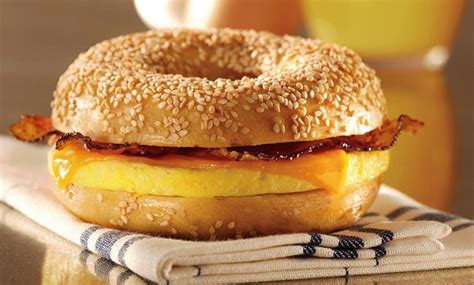 How Many Calories Are In A Bacon Egg And Cheese Bagel?