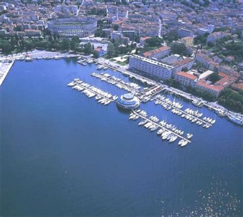 PULA CROATIA HOTELS PULA APARTMENTS PULA ACCOMMODATION PULA HOLIDAY ...