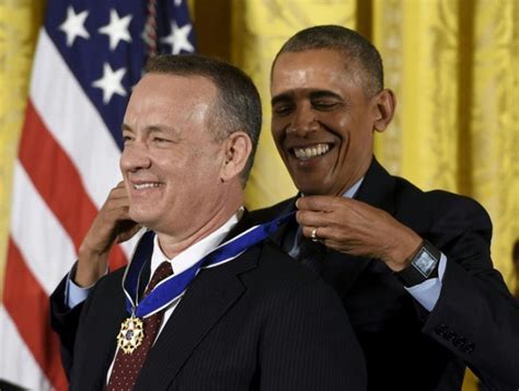 Estas foram as 18 celebridades que receberam a Medalha da Liberdade das mãos de Obama - MDig