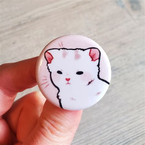 Squint Cat Buttons 1.25 In. / Cute Cat Pinback Button Pin | Etsy