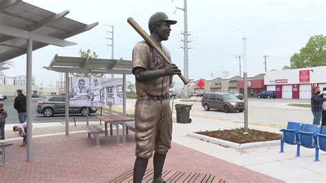 Jackie Robinson Statue Stolen From Youth Baseball Facility in Kansas | CitizenSide