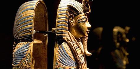 KING OF EGYPT tours: king tutankhamun coffin.