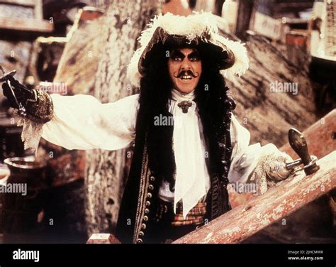 DUSTIN HOFFMAN, HOOK, 1991 Stock Photo - Alamy