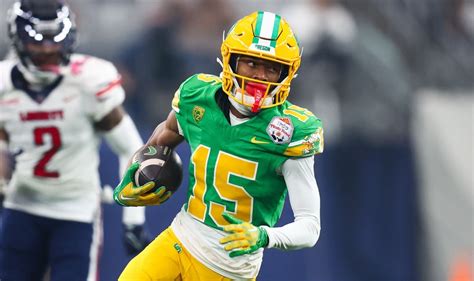 Oregon WR Tez Johnson announces his return for 2024 season