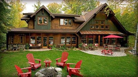 Pin by Angela Lees on barndominium/cabin | Exterior house colors, Lake ...