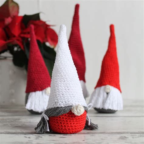 Crochet Christmas Gnome | MissNeriss