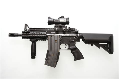 Alfa img - Showing > M16 Rifle