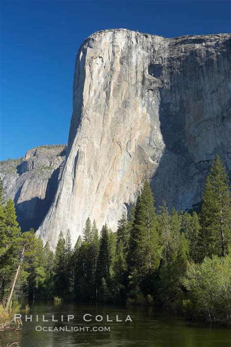 El Capitan and Merced River, Yosemite Valley, Yosemite National Park, California