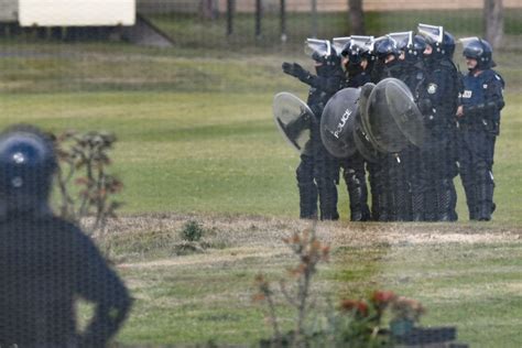 Prisoners 'armed with chainsaws' go on rampage during jail riot | Metro News