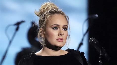 Adele Puts Hair in Bantu Knots, Accused of Cultural Appropriation - Variety