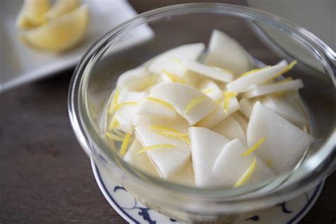 Food Makes Me Happy: Japanese Pickled Daikon 大根漬け