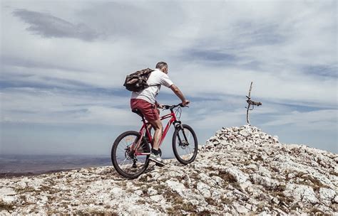 Tricky benefits of extreme sports you should know - NewsTricky