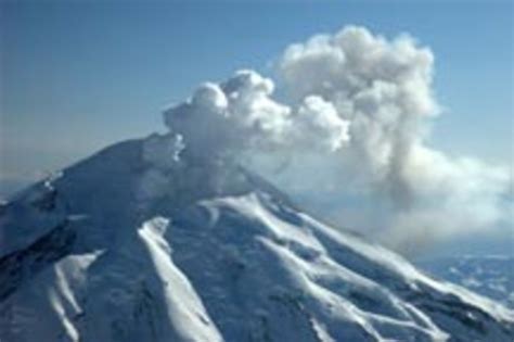 Four Eruptions Rock Alaska's Mount Redoubt | Discover Magazine